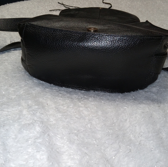 Violetta Beautiful Black Pebbeled Leather Crossbody Satchel Excellent Condion - Picture 7 of 12